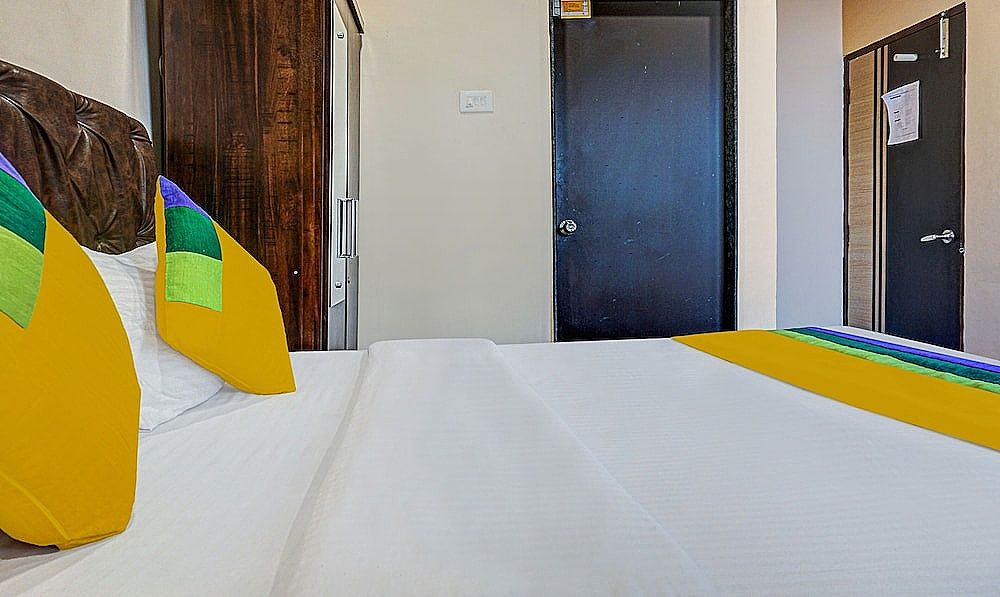 Itsy Hotels Punest Standard Double Room 16