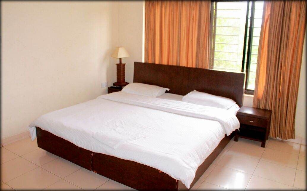 undefined Bird of Paradise at Gera Emerald City 4