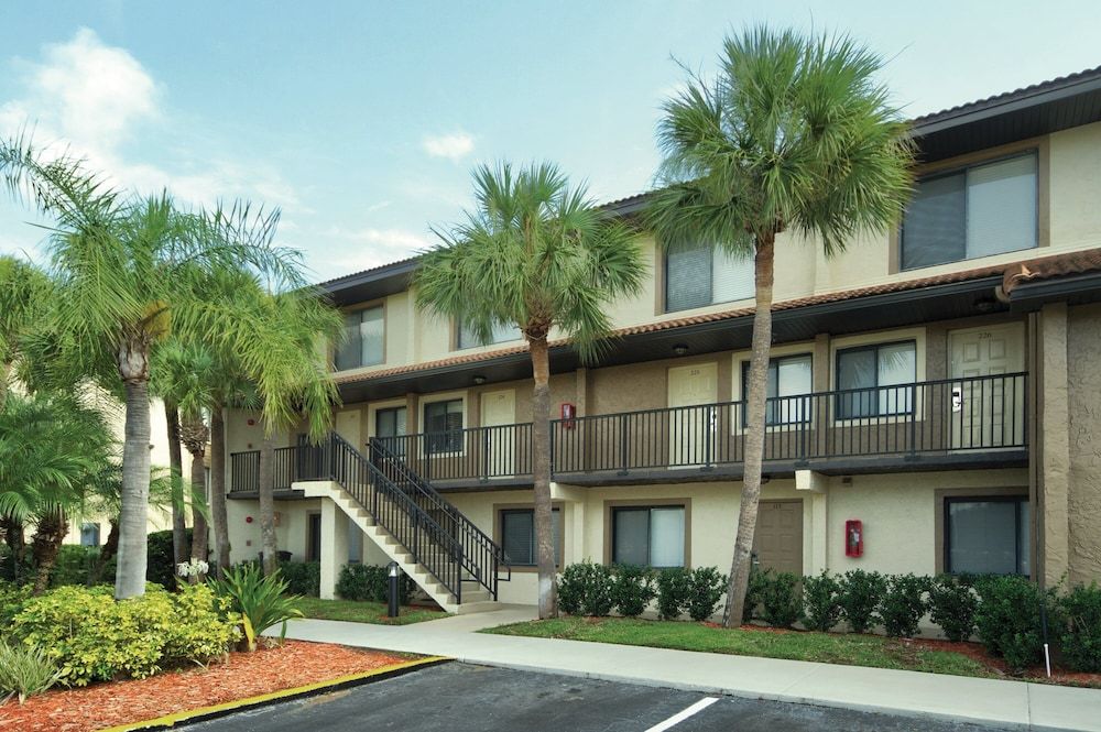 undefined Club Wyndham Orlando International 4