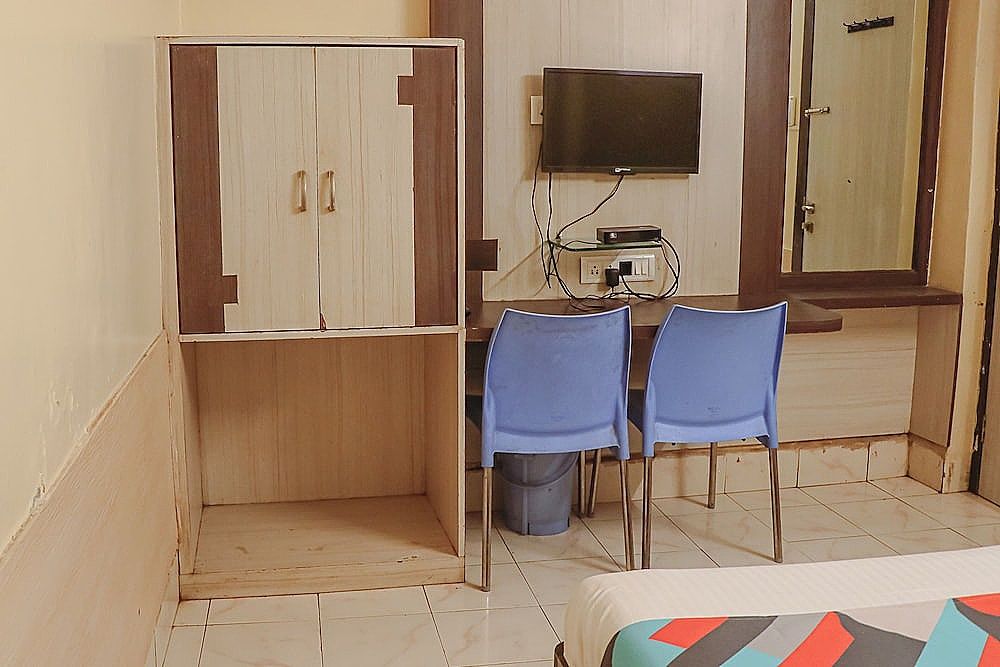 Hotel Mukesh residency Economy Double Room 4