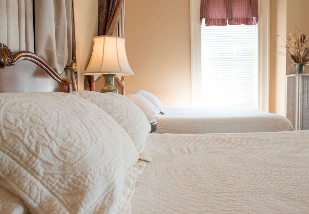 John Rutledge House Inn Standard Double Room, 2 Double Beds 3
