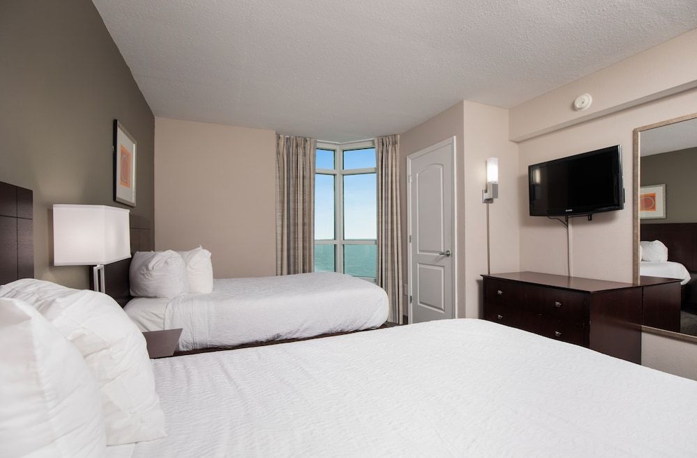 Prince Resort Tower 1 Oceanfront 2 Bedrm Corner 4 DBLS 3