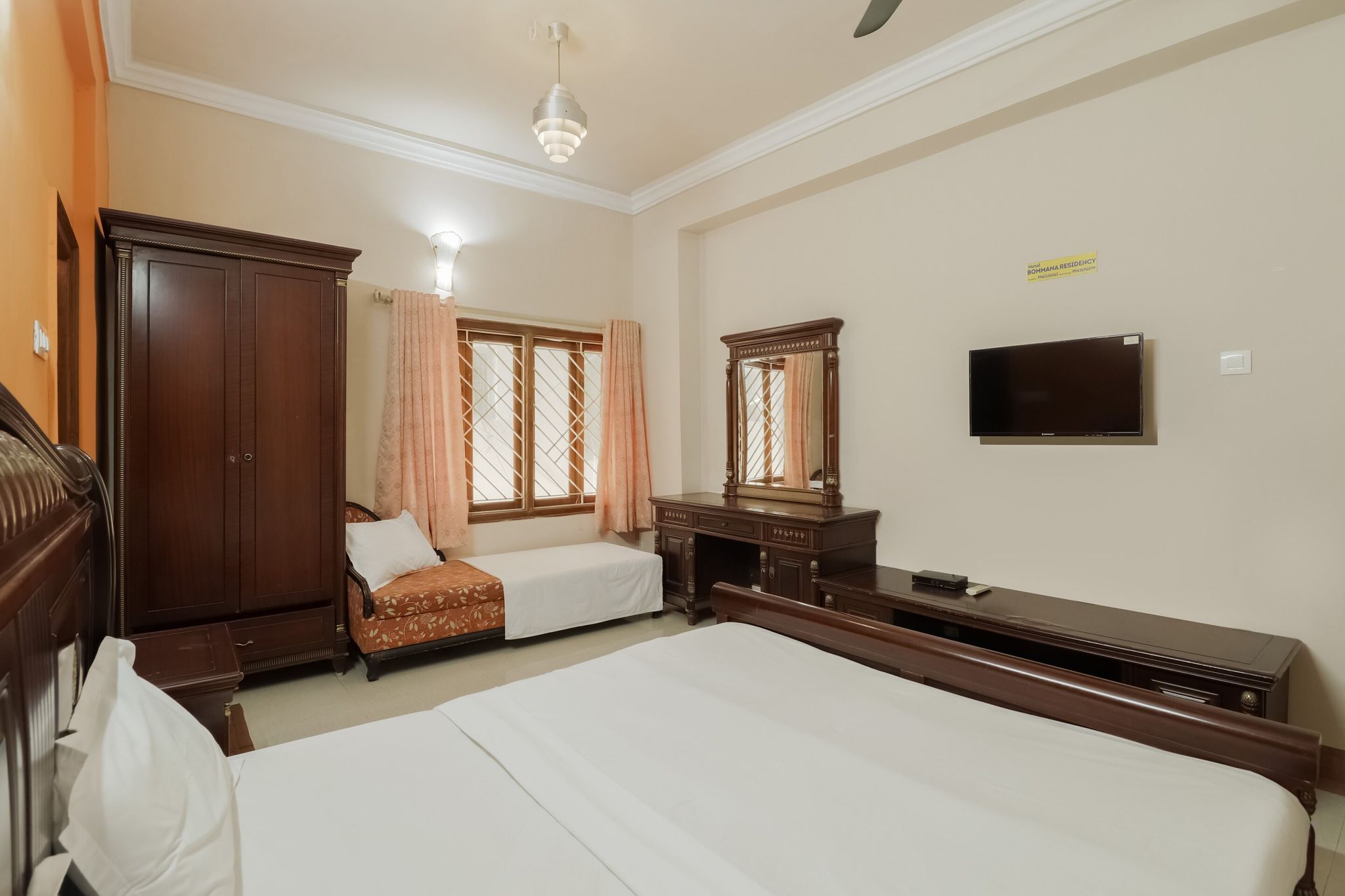 Hotel O Bommana Residency Classic 4