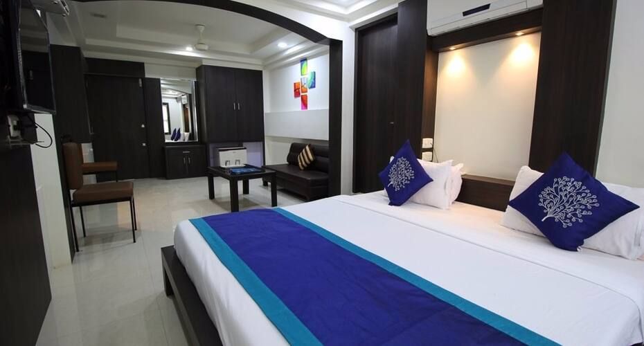 undefined Nova Hotel Cross Road 4