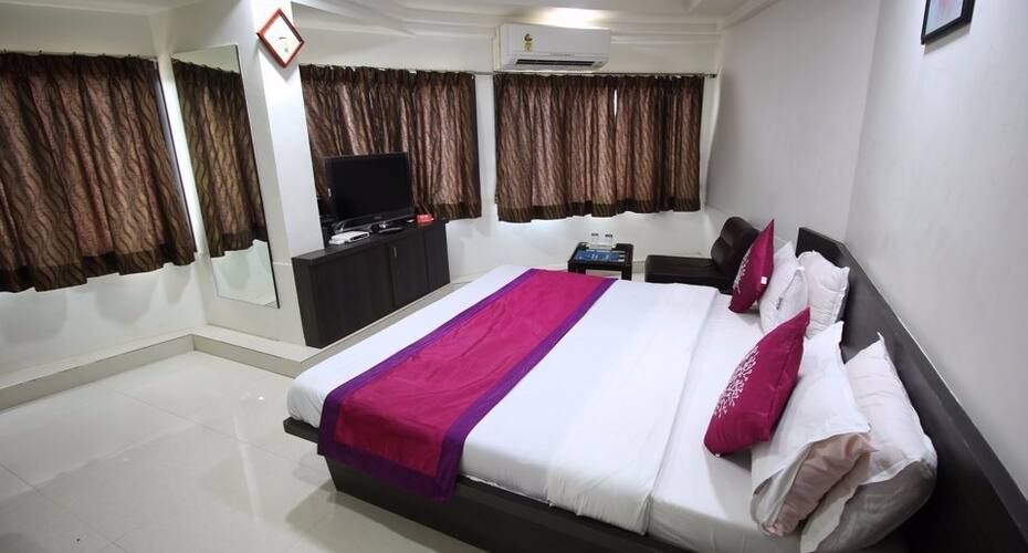 undefined Nova Hotel Cross Road 9
