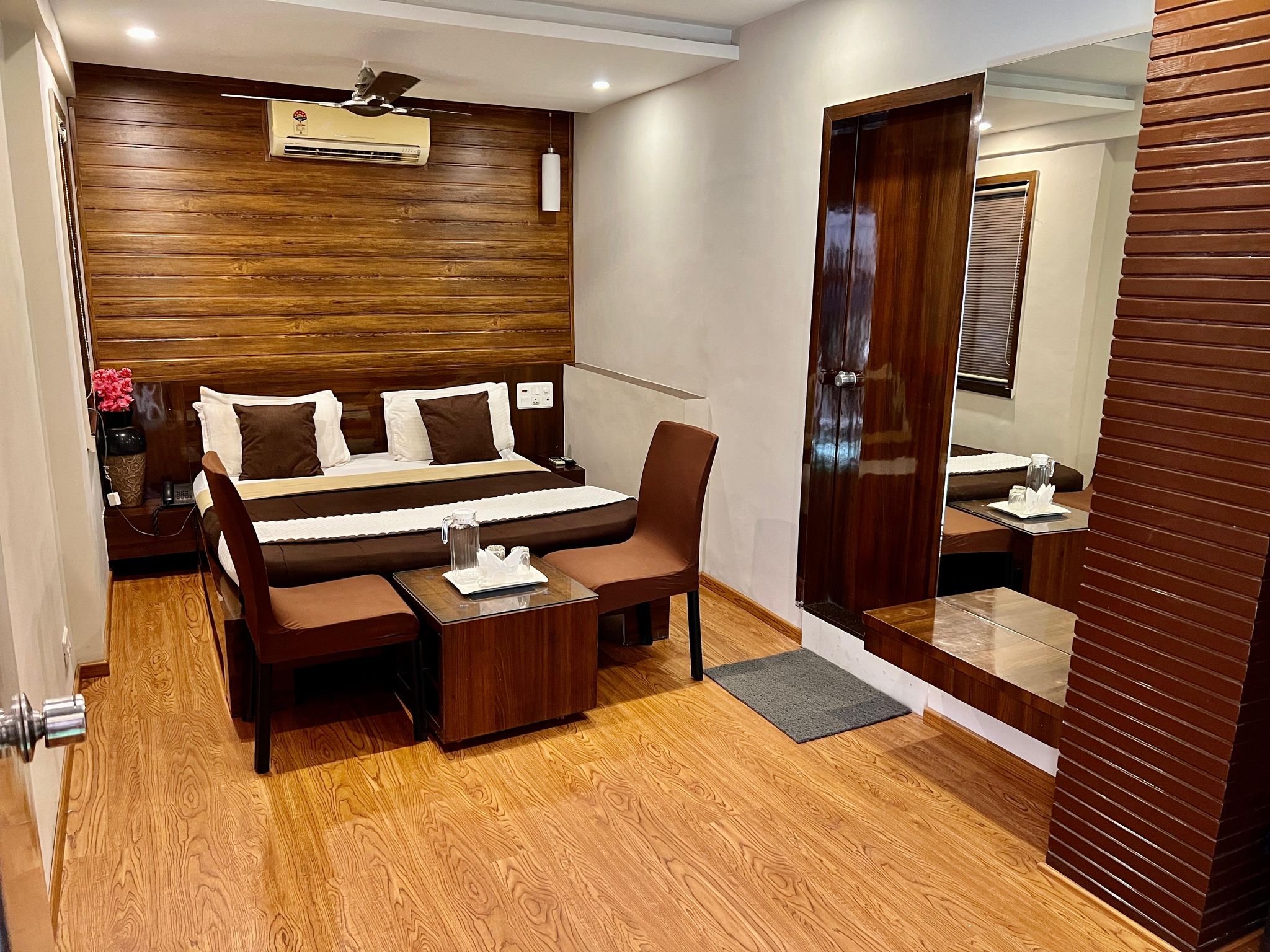 undefined Hotel SS inn 5