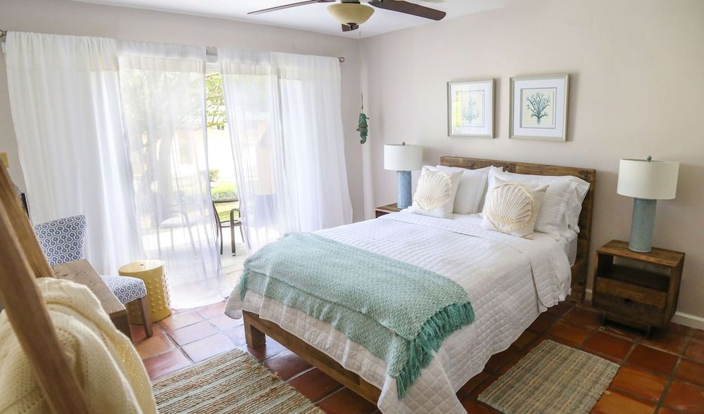 Superior Room, 1 Queen Bed, Terrace, Garden View