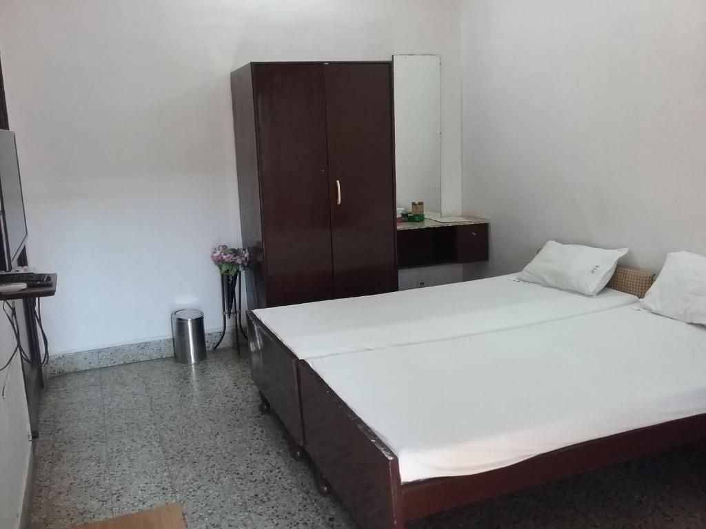 undefined Hotel Natraj 4