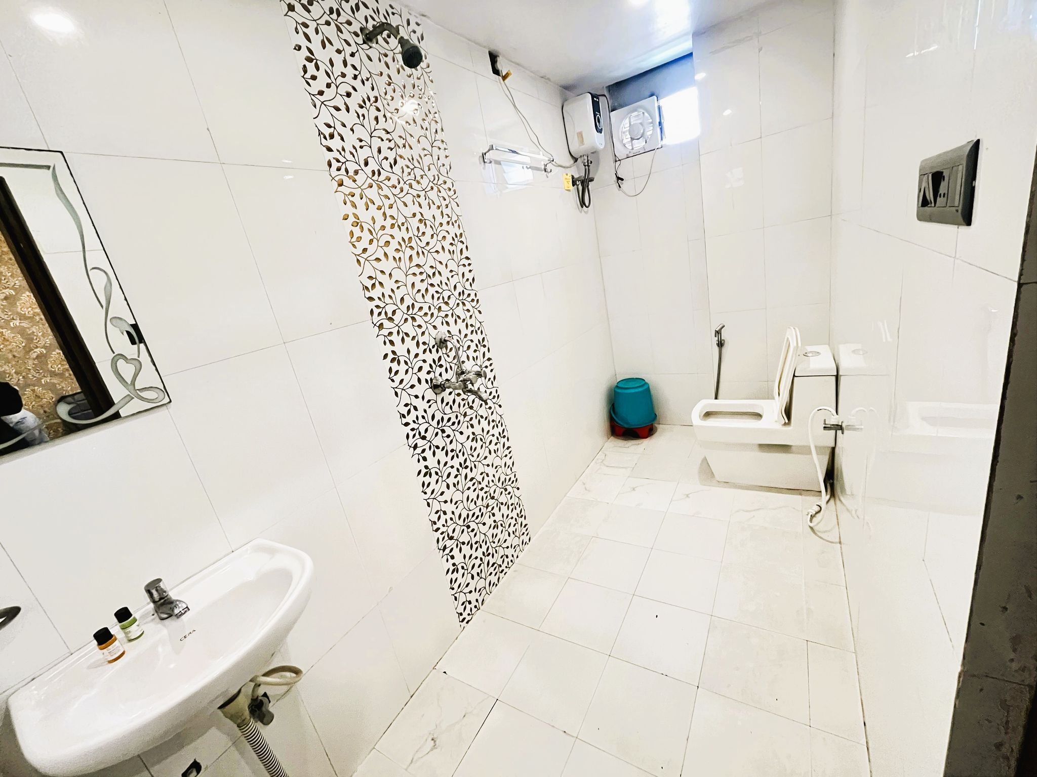 undefined Hotel Sohrai Inn 3