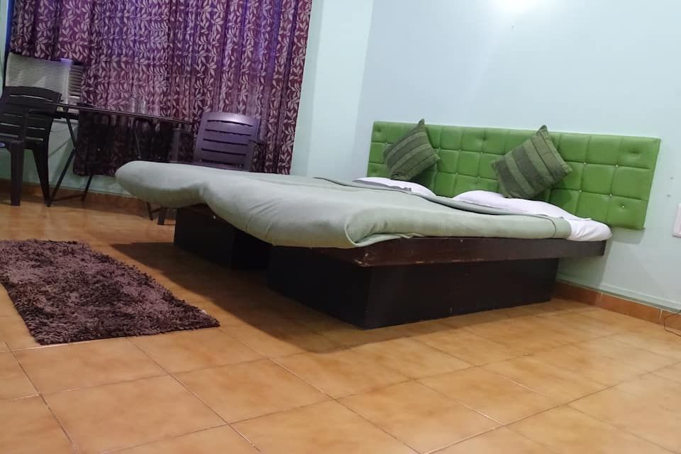 undefined Hotel Alpha 6