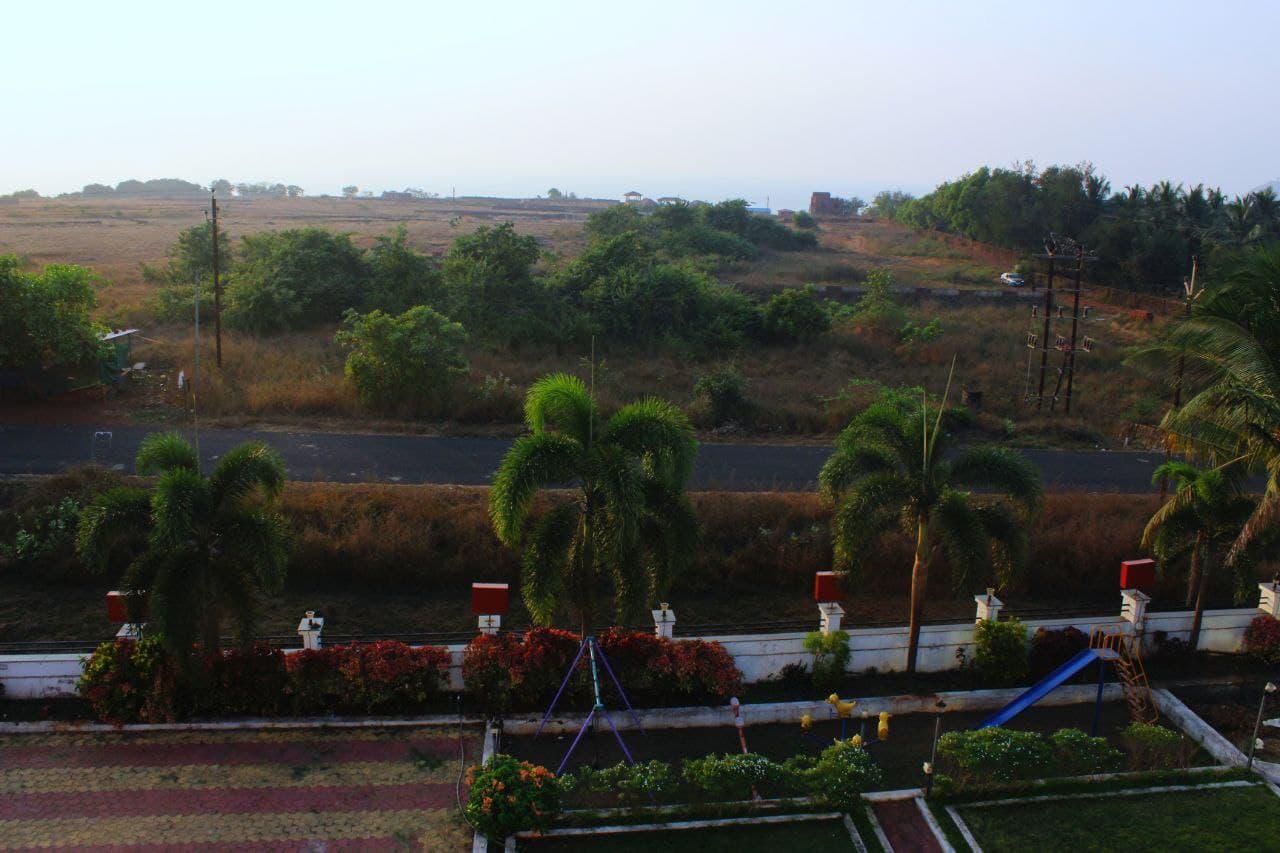 Deluxe - Air Conditioning