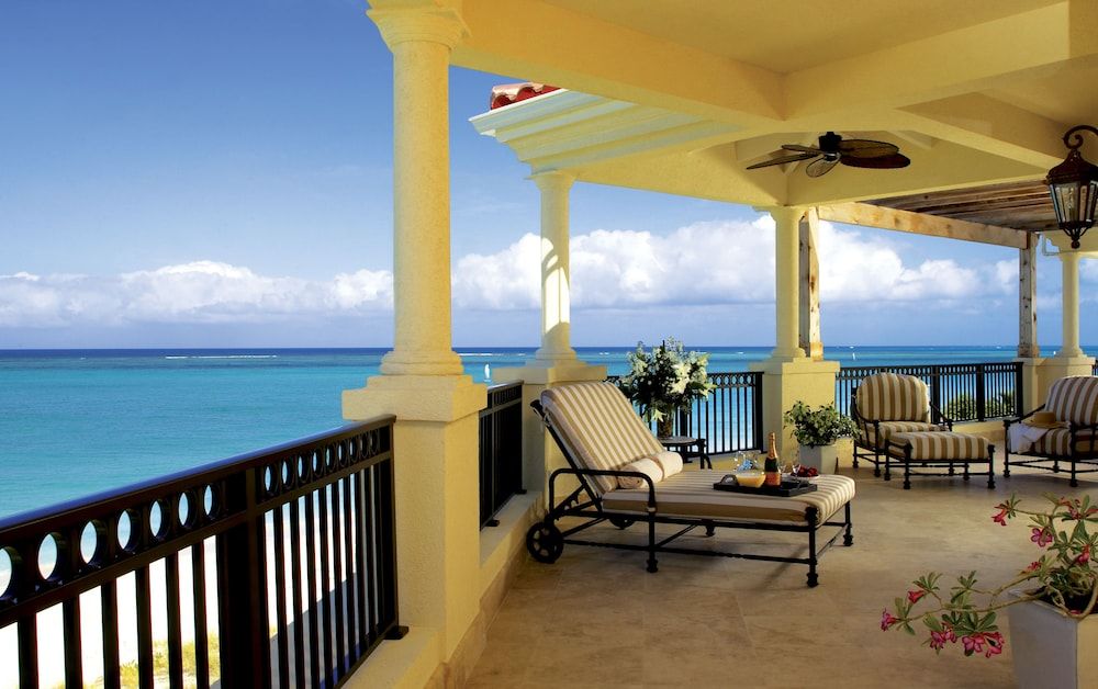 The Somerset on Grace Bay Luxury Penthouse, 5 Bedrooms, Ocean View