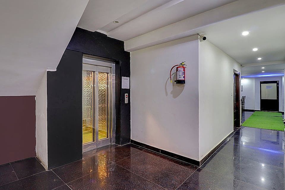 undefined Itsy Hotels NV, Sushant Lok 4