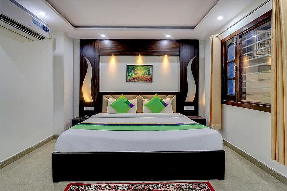 Premium Single Room