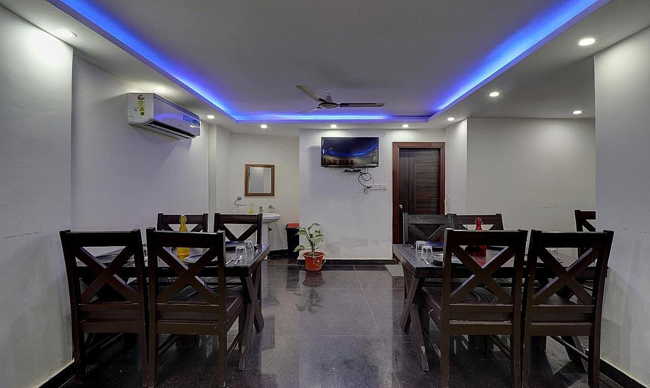 Food & Dining