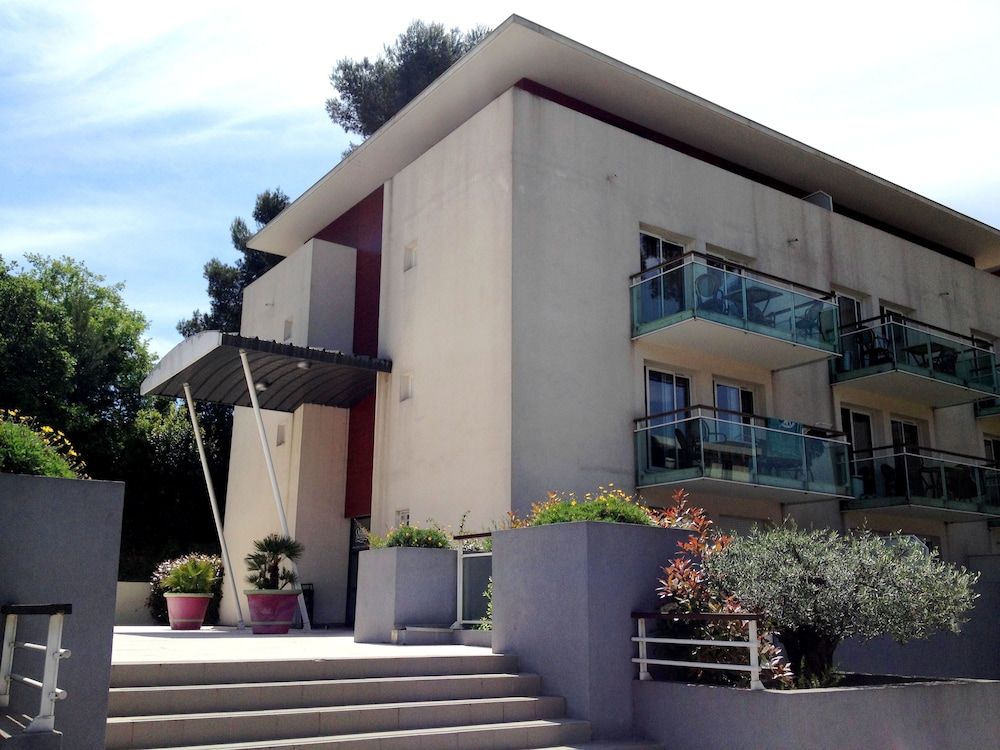 undefined Appart Hotel Odalys City Antibes Olympe 8