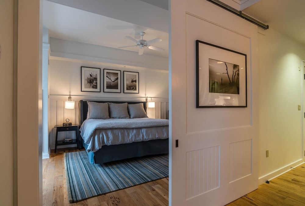 WaterSound Inn Suite, 1 King Bed with Sofa bed, Park View (Resort Suite) 2