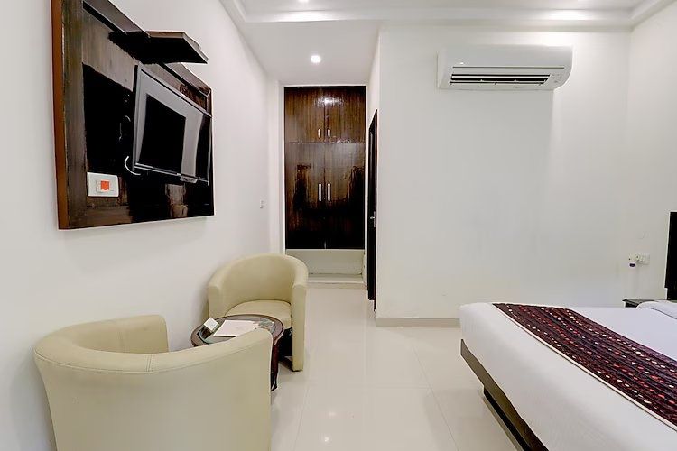 Mahayana Resort & Spa Deluxe Room 13