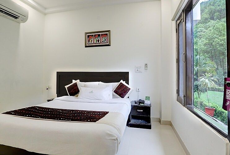 Mahayana Resort & Spa Deluxe Room 3