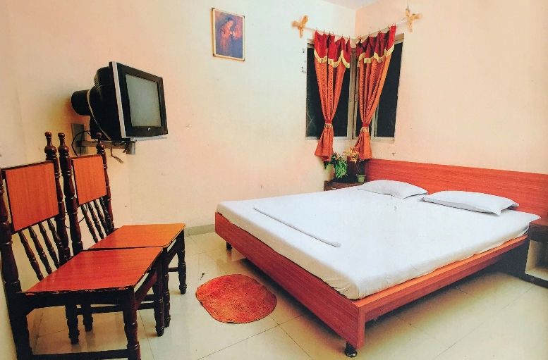 undefined Hotel Anuradha 4