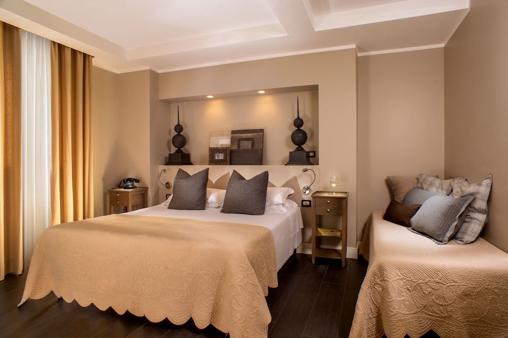 undefined The B Place Hotel 5