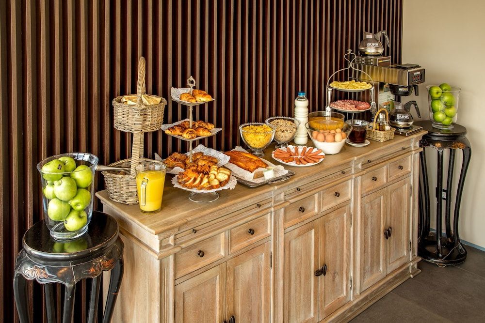 undefined The B Place Hotel 10