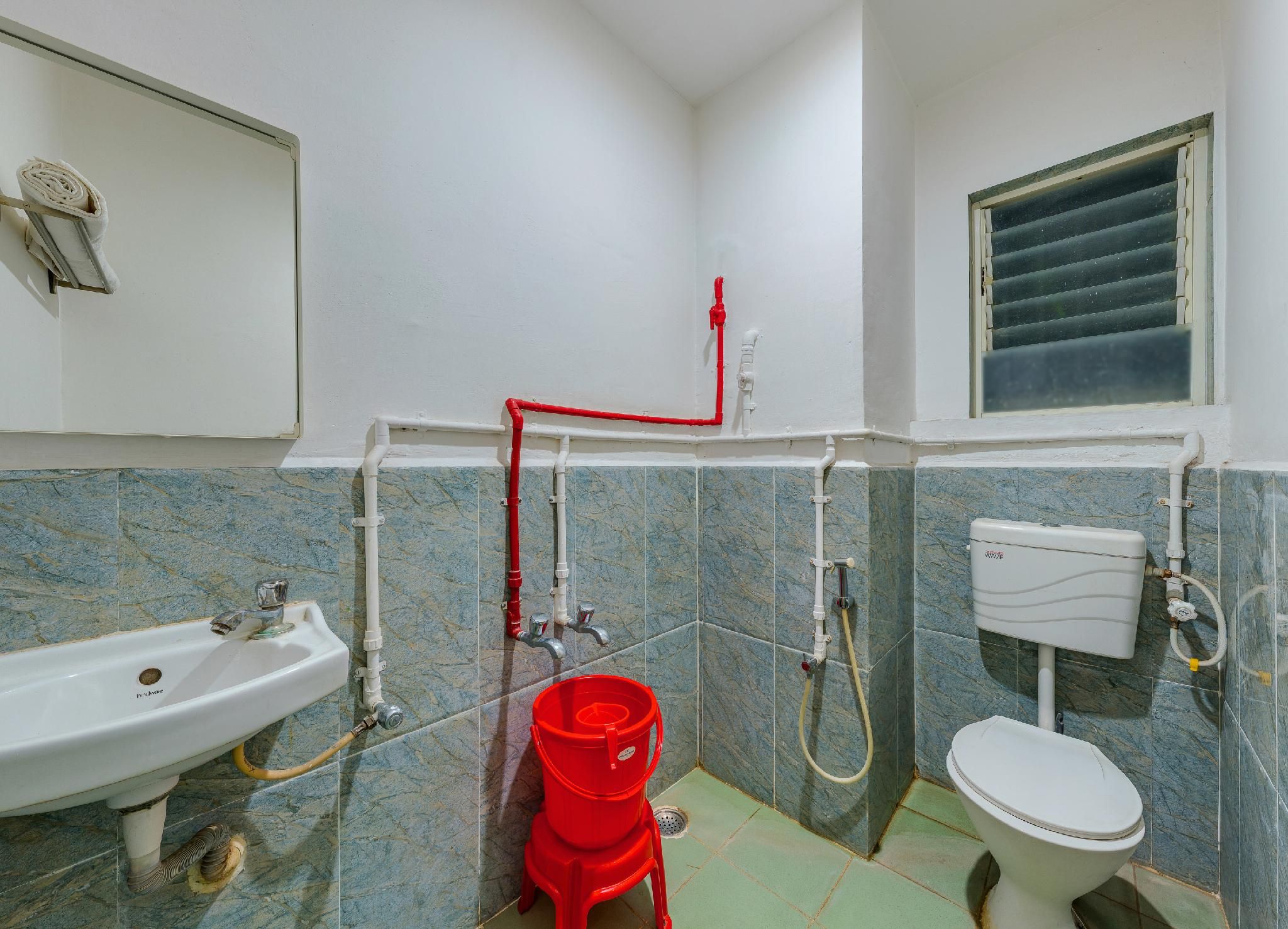 Deluxe Room with Air Conditioning