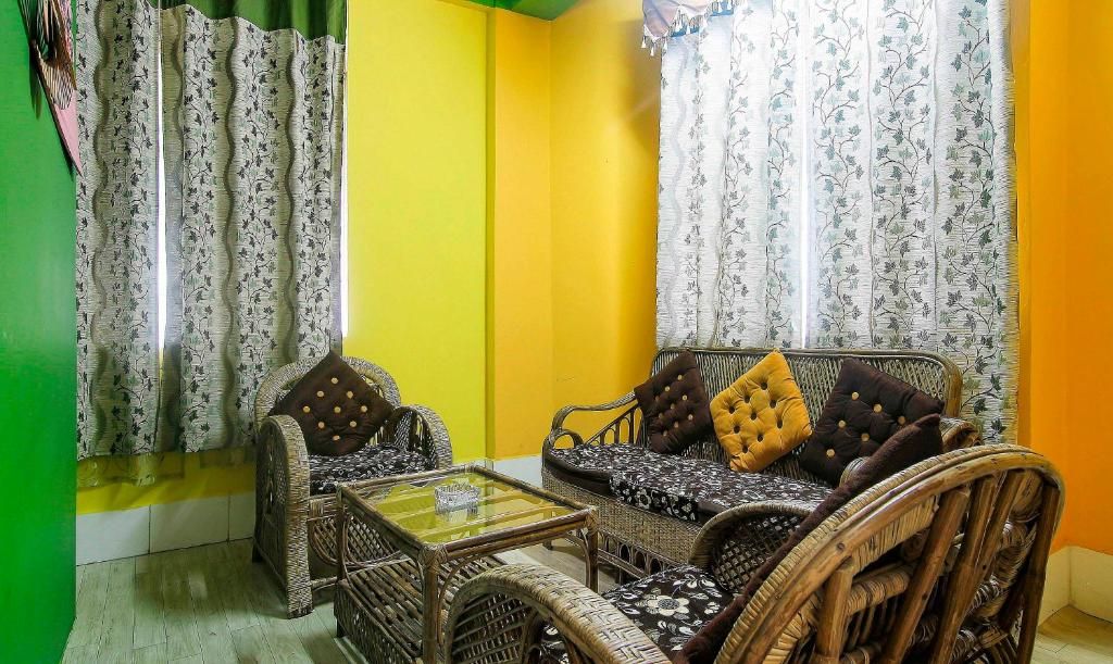 Treebo Trend JKR Residency Dhankheti Mahogany	 9