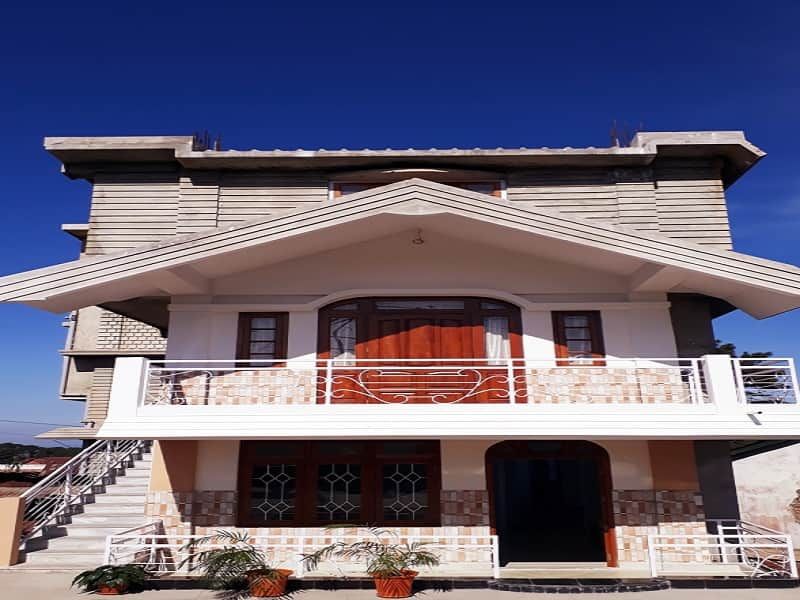 Meera Holiday Villa