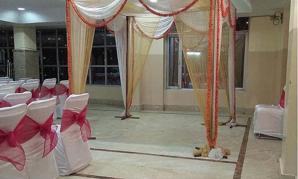 undefined Hotel Basant 2