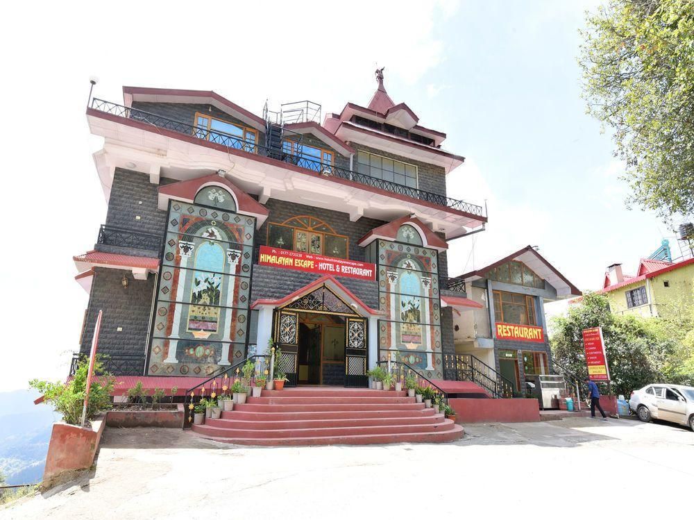 Hotel Himalayan Escape Deluxe Room 4