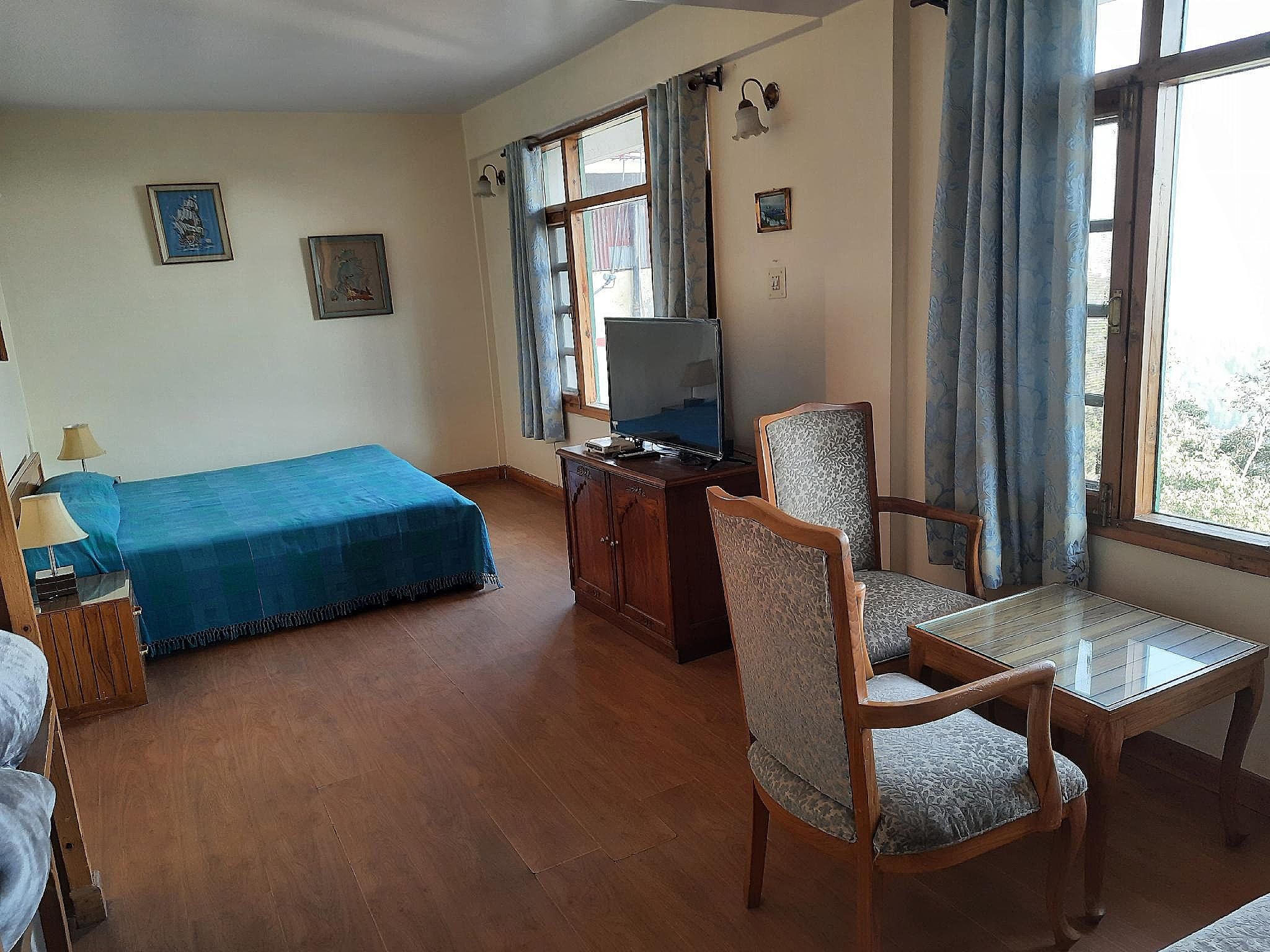 undefined Spars Lodge 4