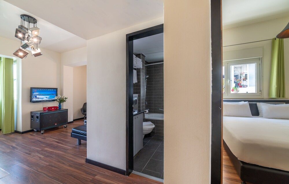 Ben Yehuda Apartments Comfort Apartment, 2 Bedrooms 6