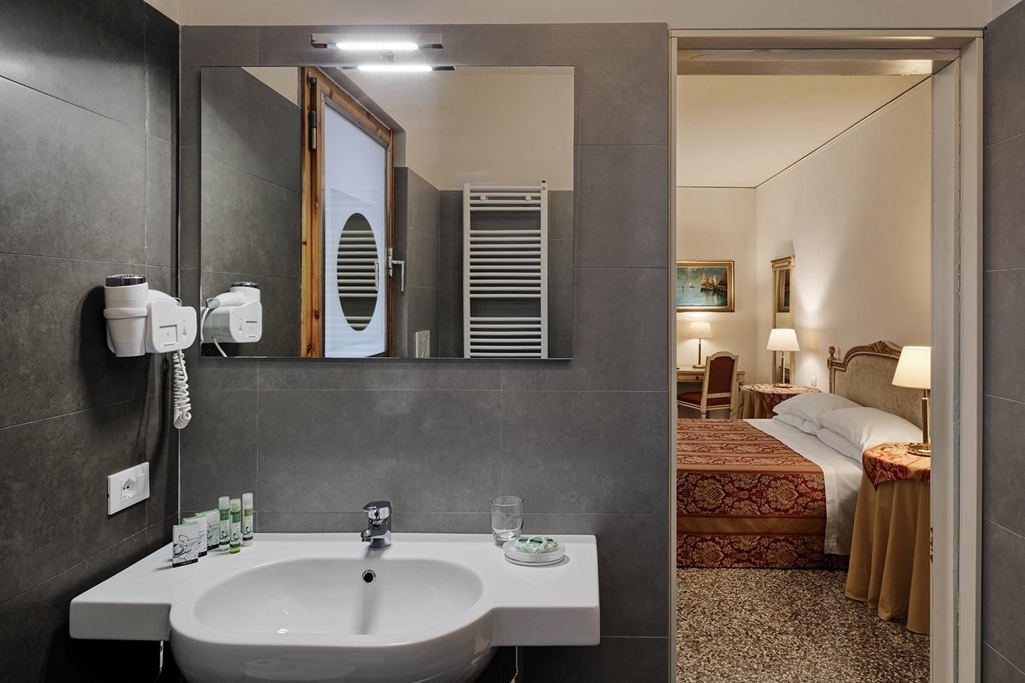 One Bedroom Apartment