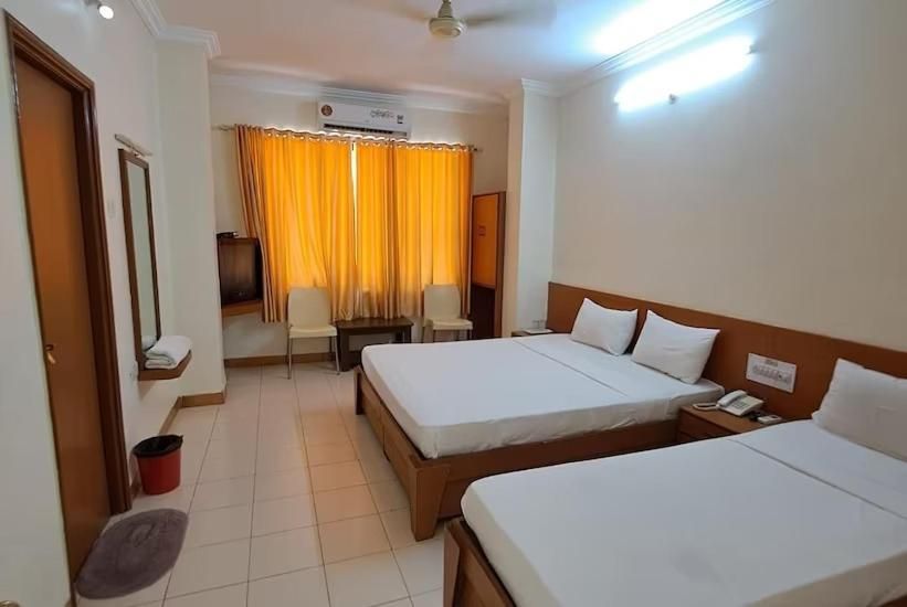 STANDARD FOUR BED NON.AC