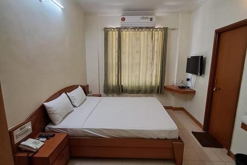 Double Bed A.C. Room