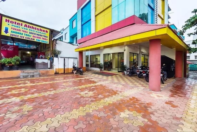 Hotel Abhishek