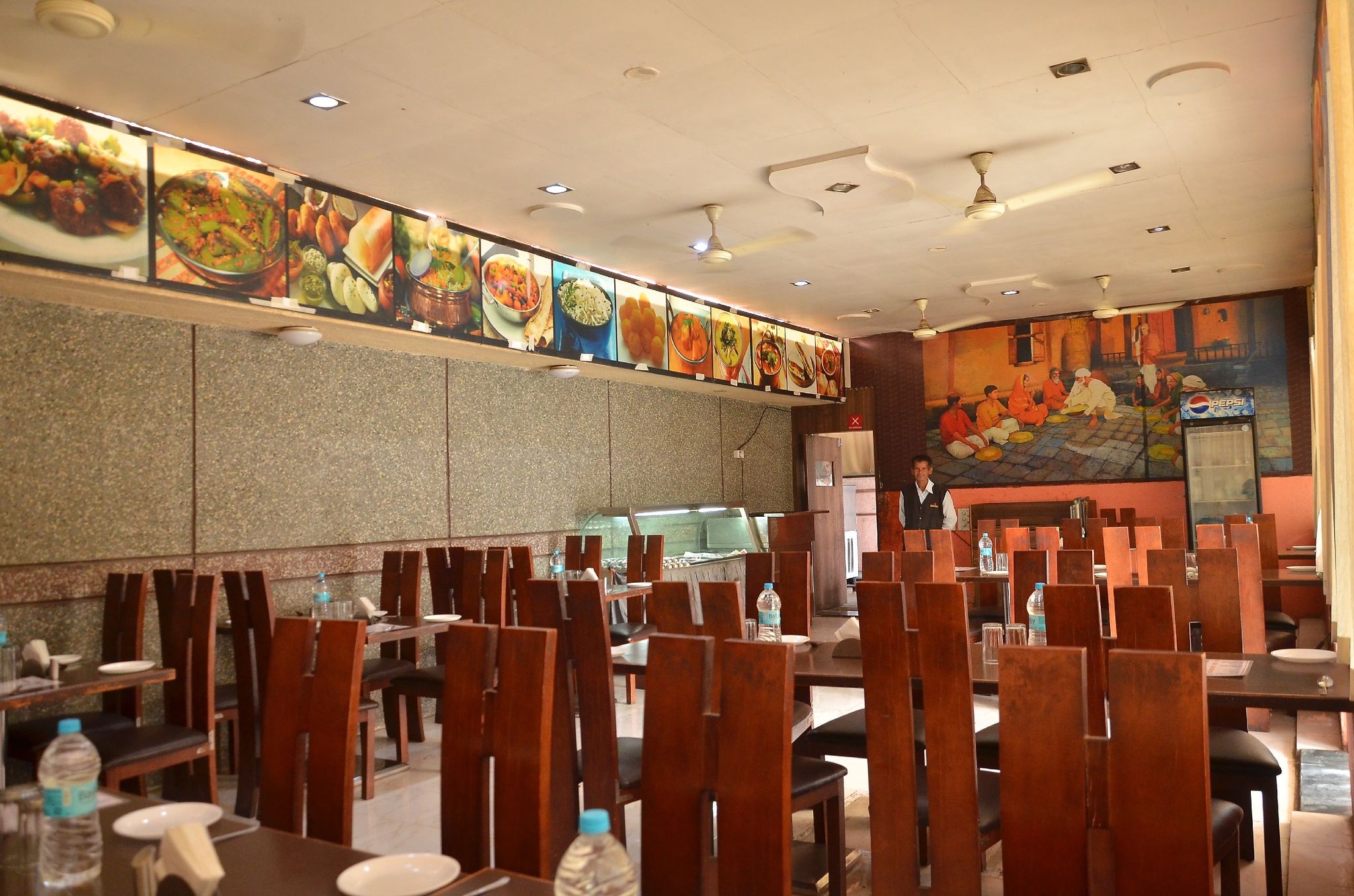 Food & Dining
