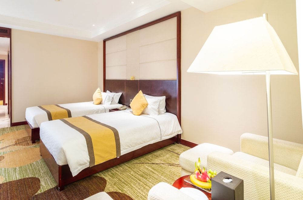 undefined Guangzhou Baiyun International Convention Center 2