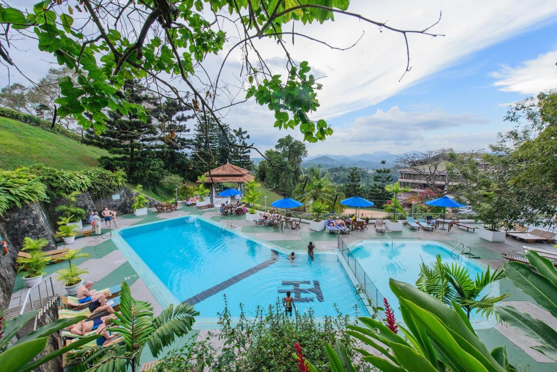 undefined Topaz Hotel 8