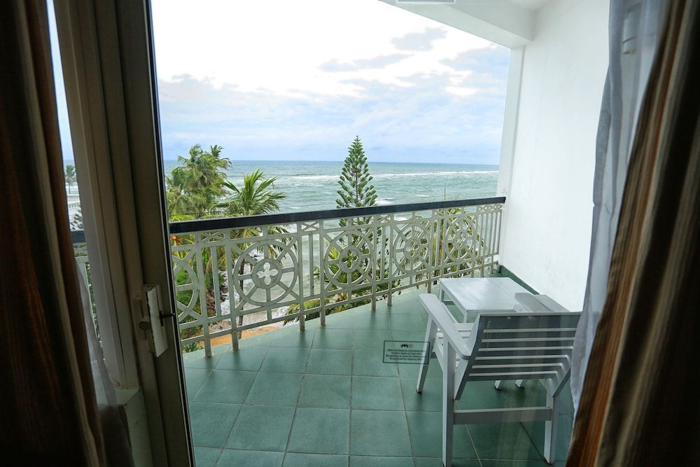 Mount Lavinia Hotel Direct Ocean View King 6