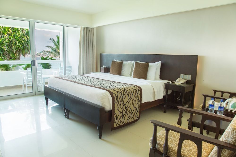 Mount Lavinia Hotel Ocean View King 4