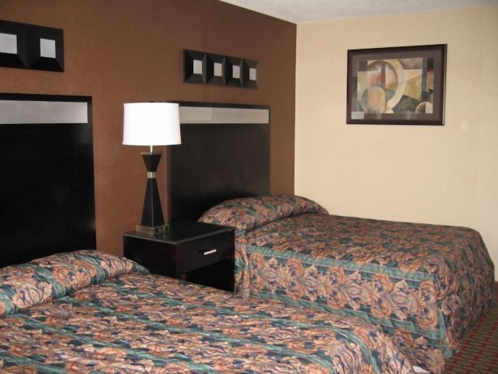 Townhouse Inn & Suites Deluxe Double Room, 2 Double Beds
