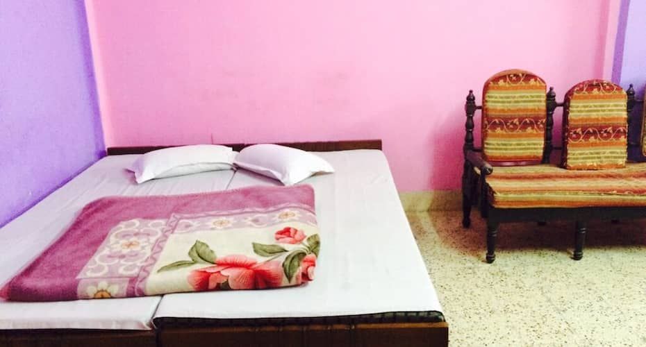 undefined Hotel Hindusthan 4