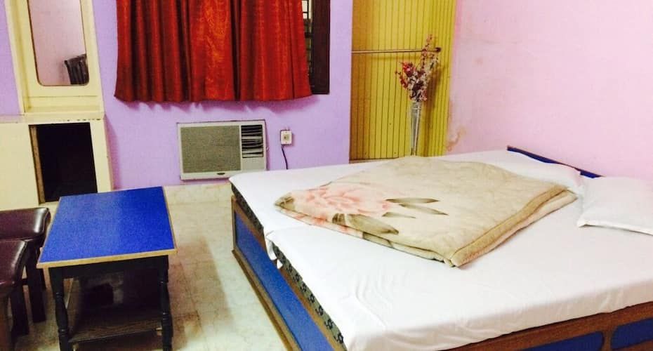 undefined Hotel Hindusthan 10