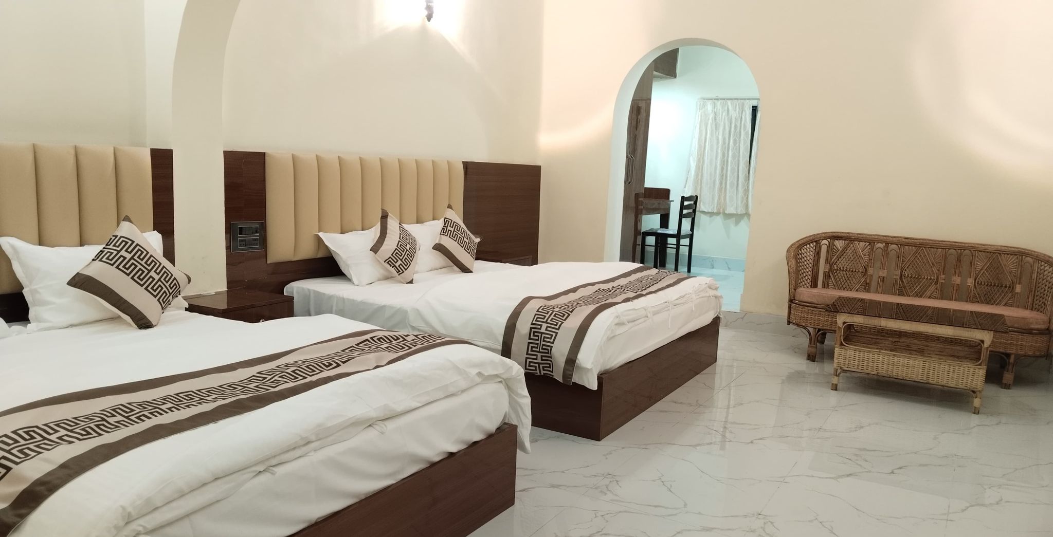 undefined Hotel Hindusthan 7