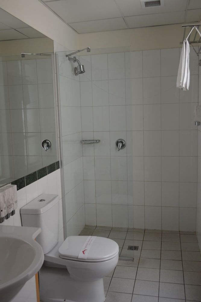 YTI Garden Hotel Standard Hotel Room 4