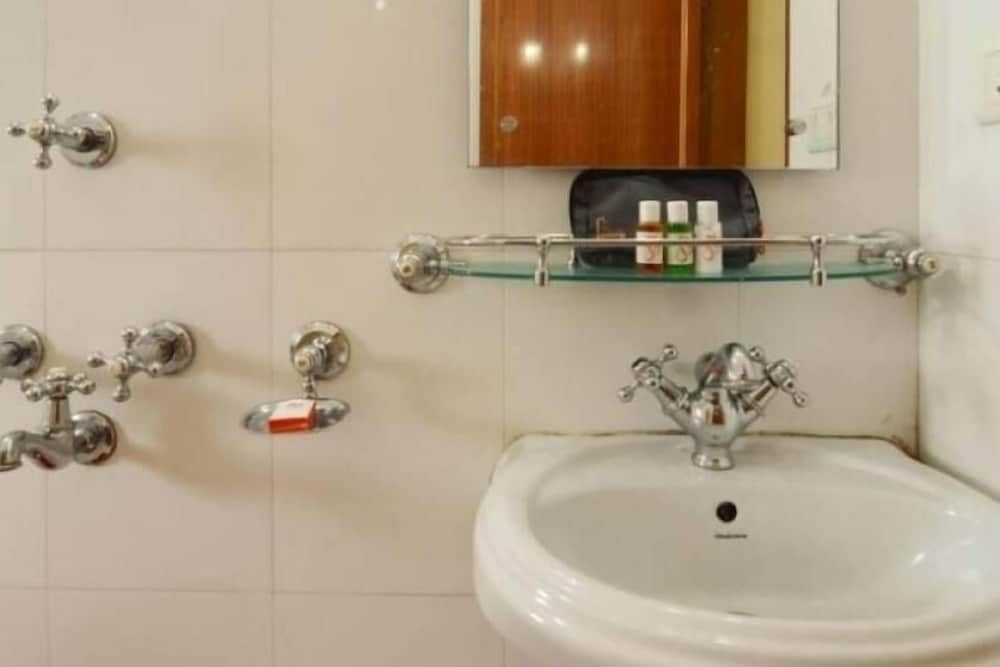 CHAS Swastik Regency Luxury Double Room, Multiple Beds, Non Smoking, City View 8