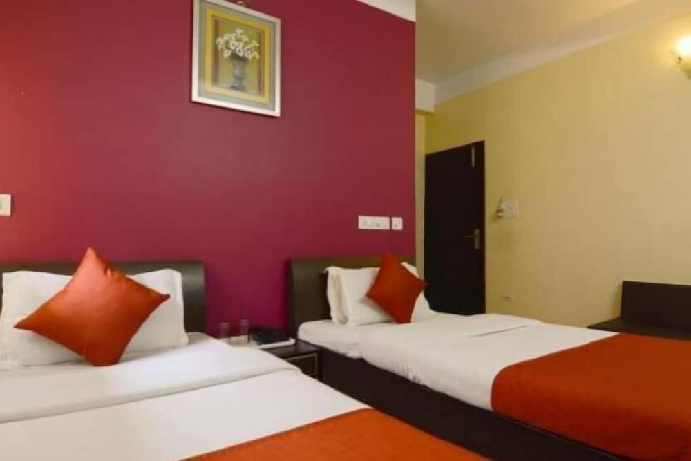 CHAS Swastik Regency Luxury Double Room, Multiple Beds, Non Smoking, City View 7