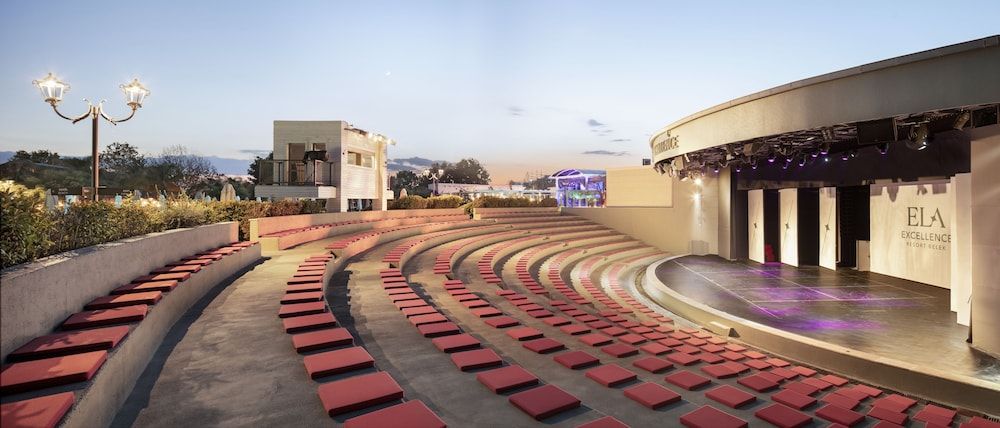 Theater Show